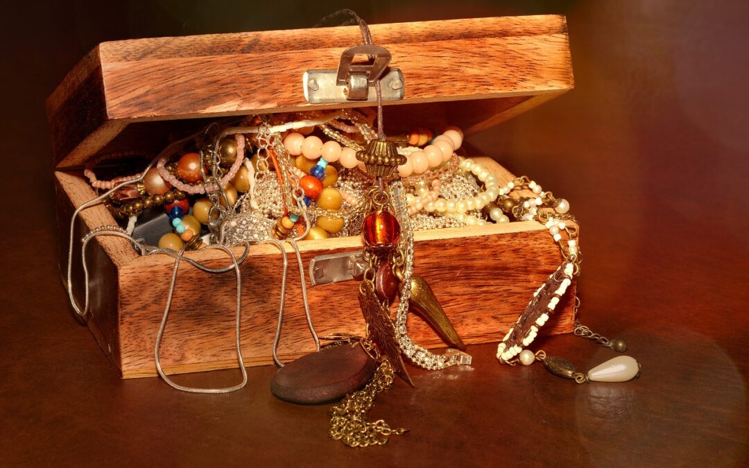 Essential Tips for Cleaning and Caring for Your Jewelry