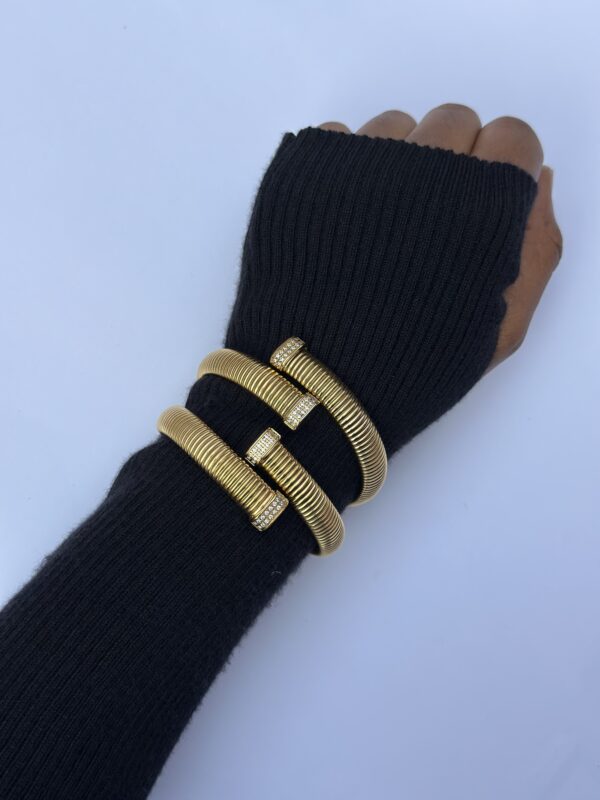 JCB020 - CLIP BANGLE