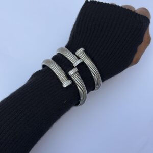 JCB020 - CLIP BANGLE