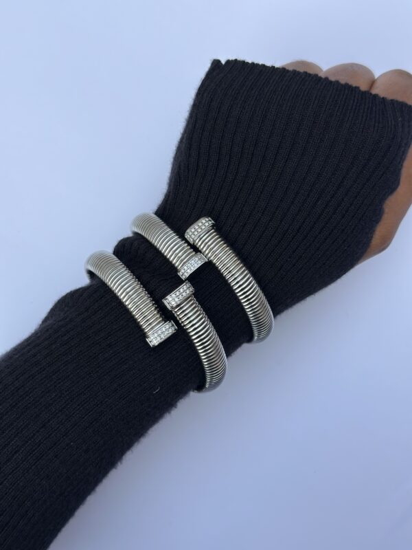 JCB020 - CLIP BANGLE - Image 3