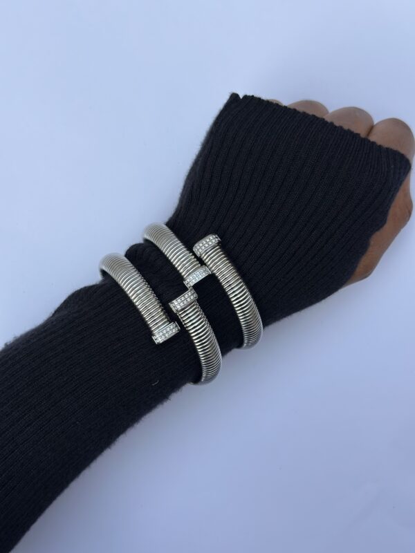 JCB020 - CLIP BANGLE - Image 2