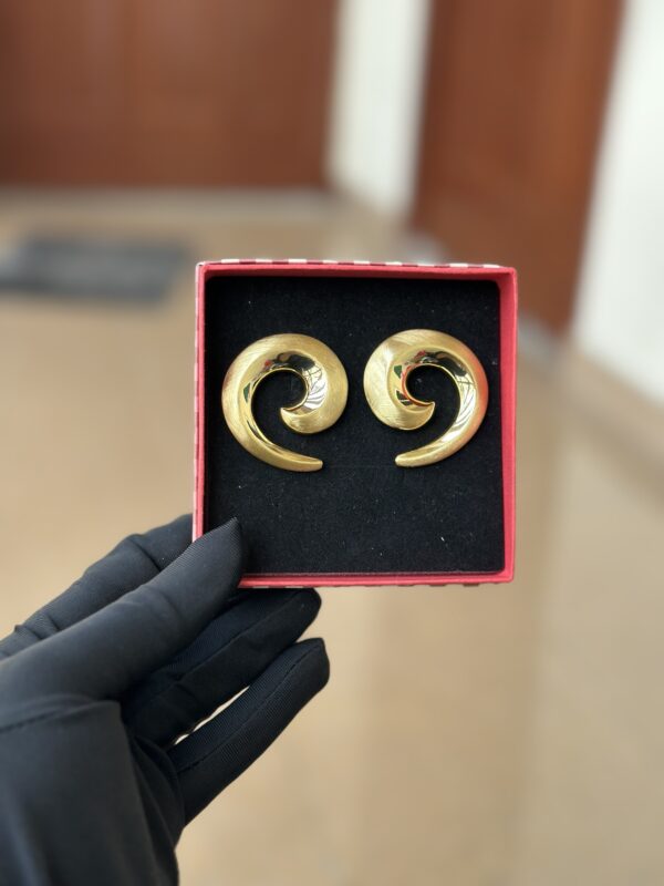 FME001 - Earrings - Image 3