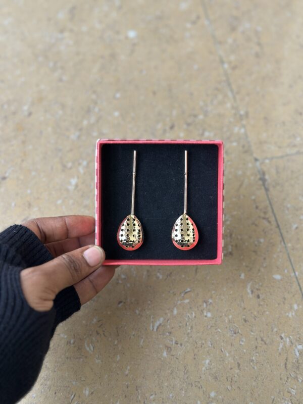 FNEA036 - Earrings - Image 3