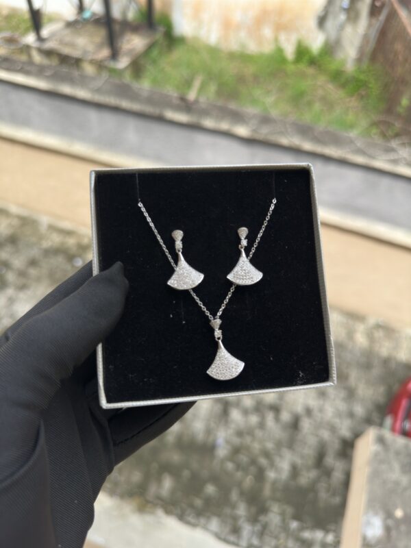 Product - Image 3